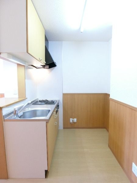 �y���̑��ݔ��z�@