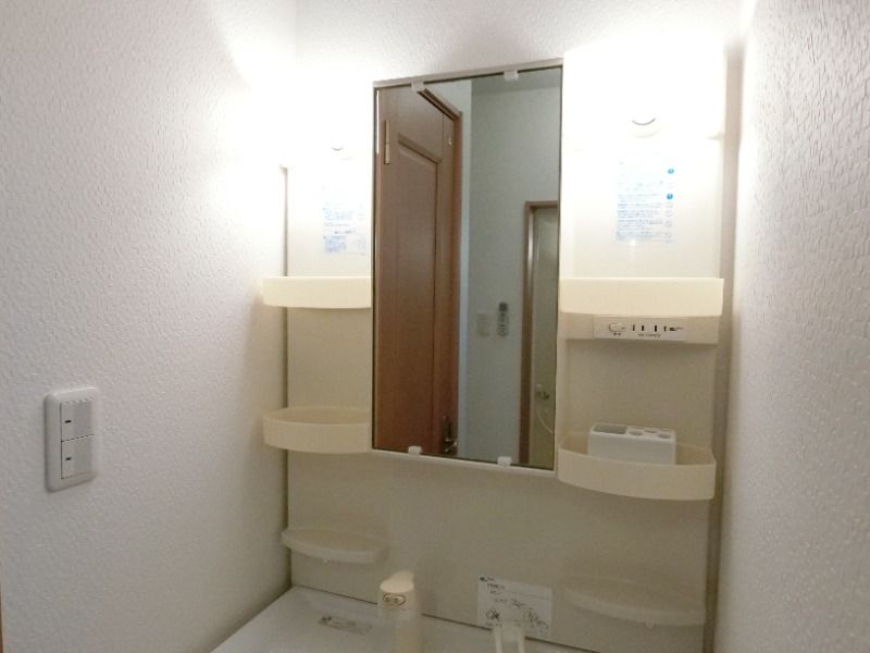 �y���ʏ��z�@