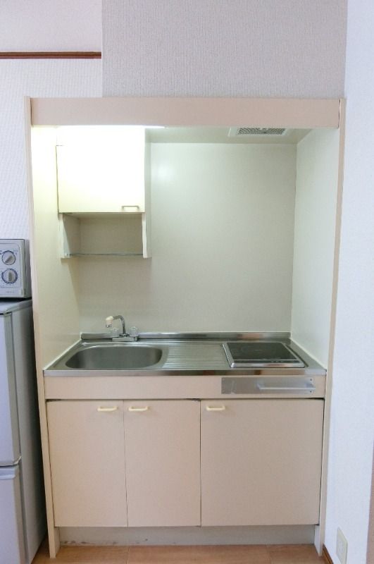 �y�L�b�`���z�@