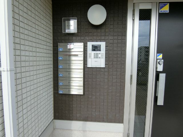 �y�G���g�����X�z�@