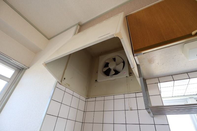 �y���̑��ݔ��z�@�L�b�`�����C��