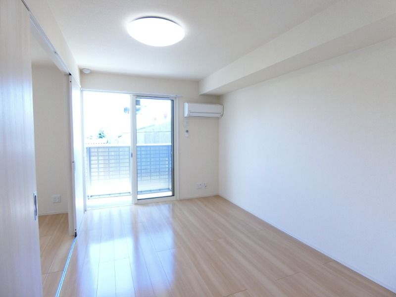 �y���ԁE���r���O�z�@���^�C�v