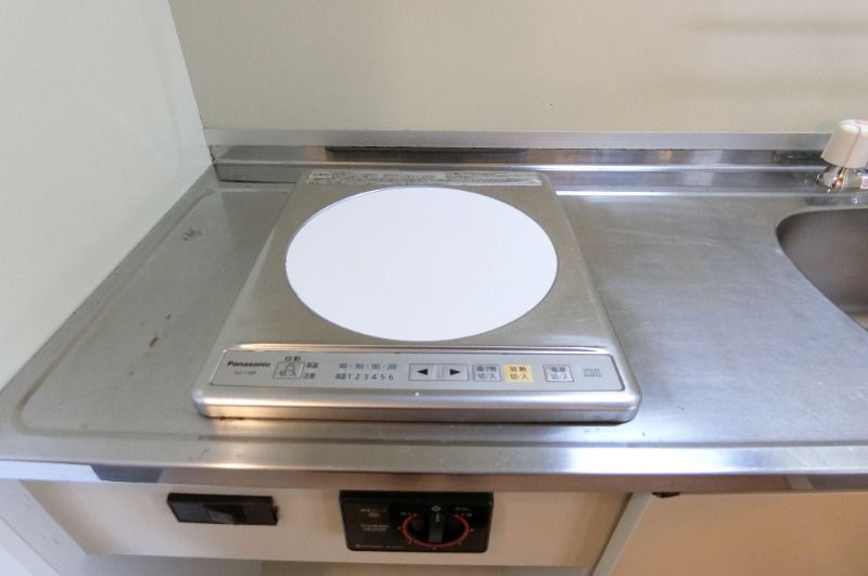 �y�L�b�`���z�@