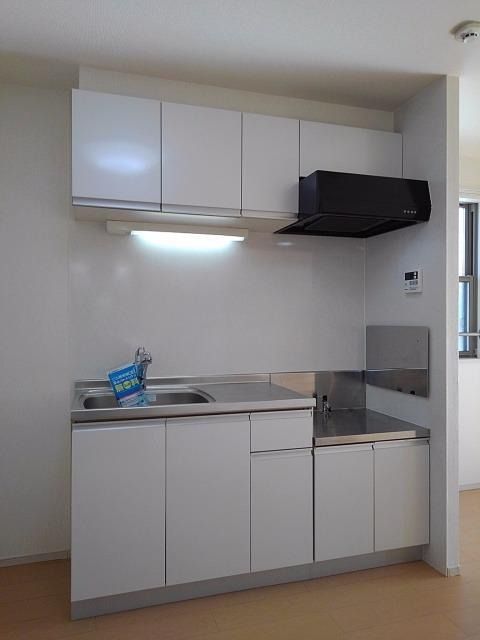 �y�L�b�`���z�@