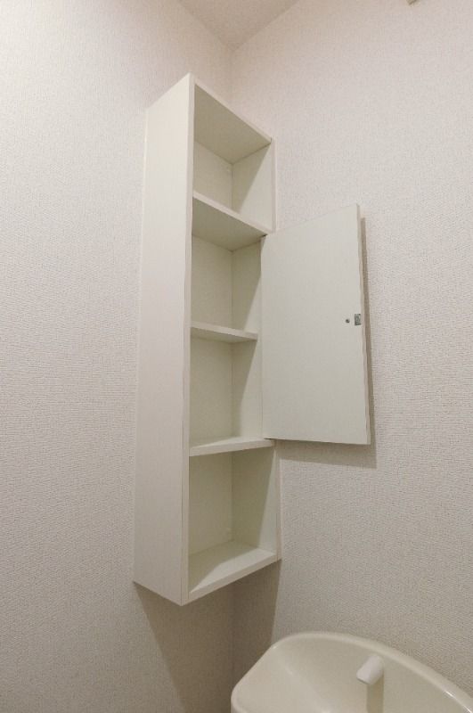 y[z@^Cv
