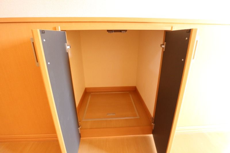 �y���[�z�@���r���O�K�i�����[