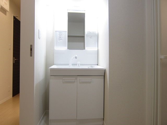 �y���ʏ��z�@