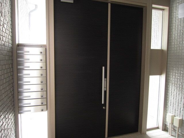 �y�G���g�����X�z�@