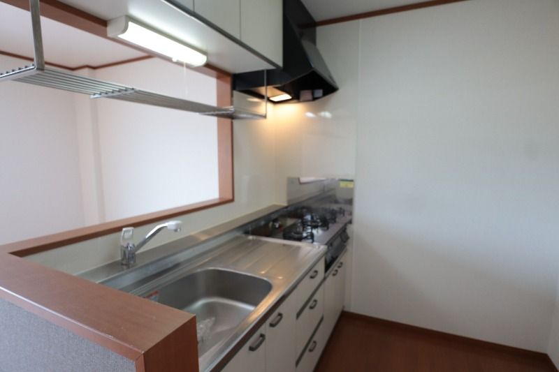 �y�L�b�`���z�@