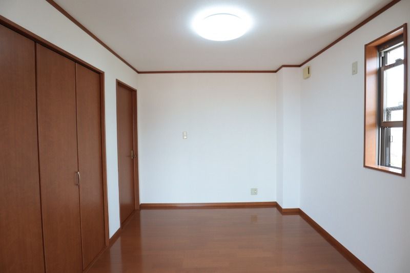 �y���̑������E�X�y�[�X�z�@