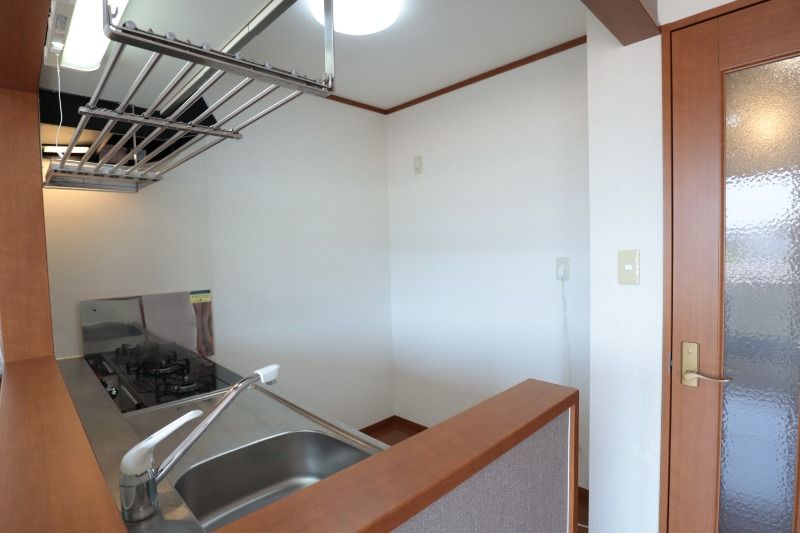 �y�L�b�`���z�@