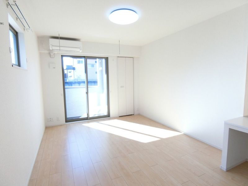 �y���ԁE���r���O�z�@���^�C�v