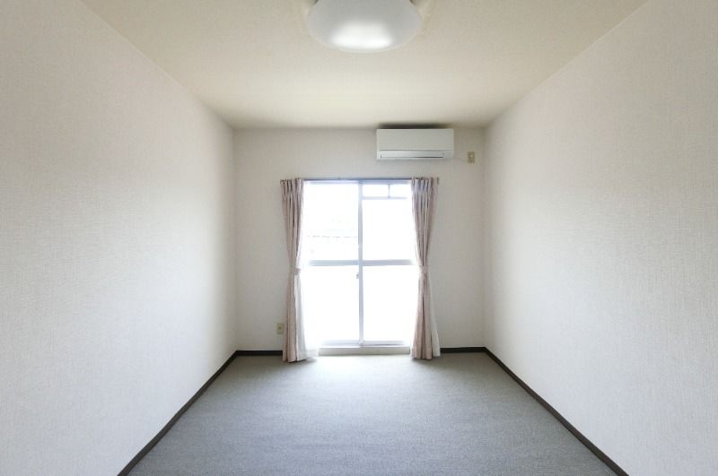 �y���ԁE���r���O�z�@���^�C�v