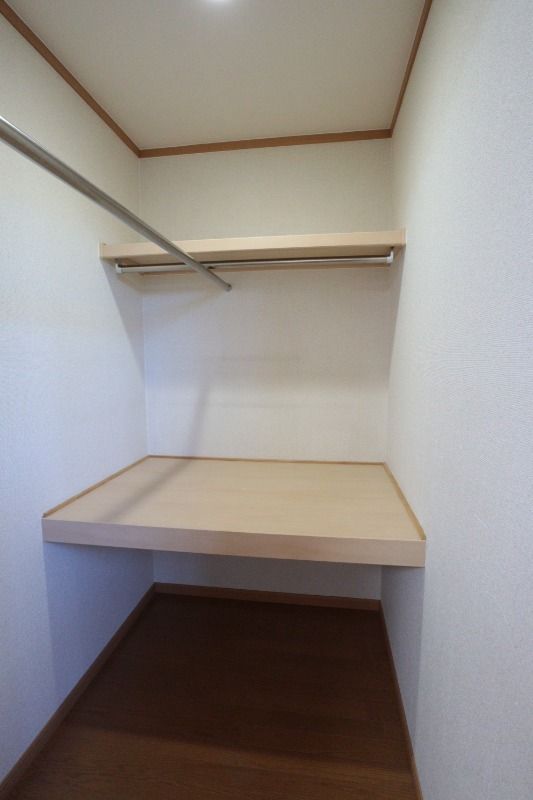 �y���[�z�@�E�H�[�N�C���N���[�[�b�g