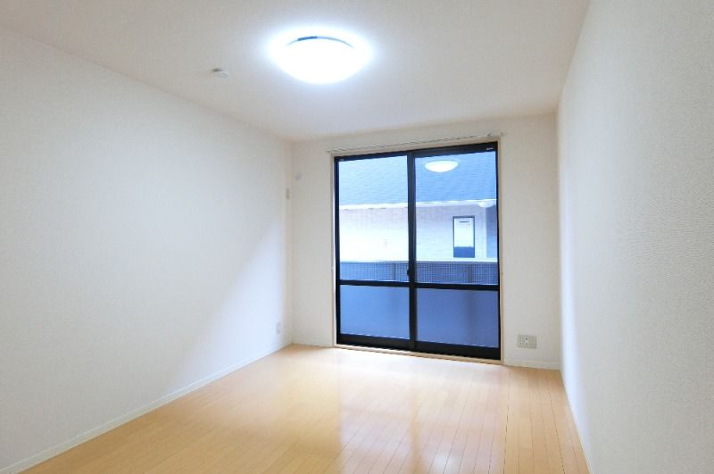 �y���̑������E�X�y�[�X�z�@