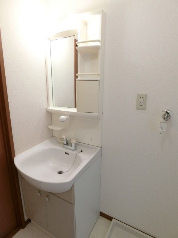 �y���ʏ��z�@