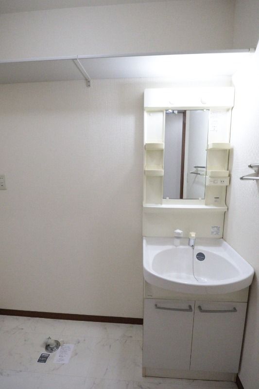 �y���ʏ��z�@���^�C�v�@