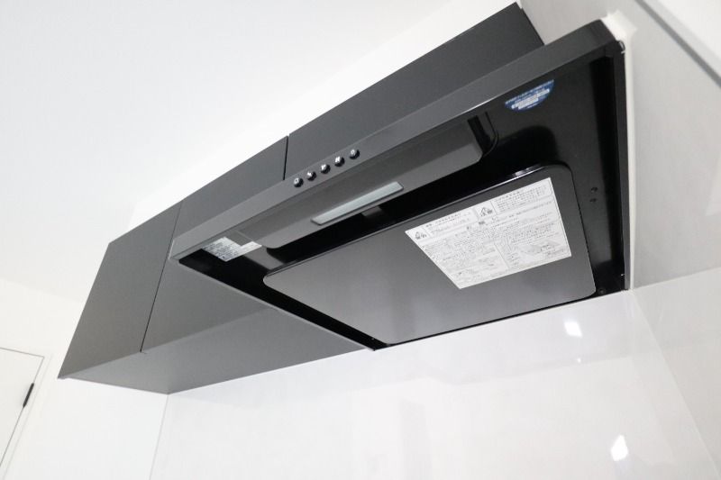 �y���̑��ݔ��z�@�L�b�`�����C��