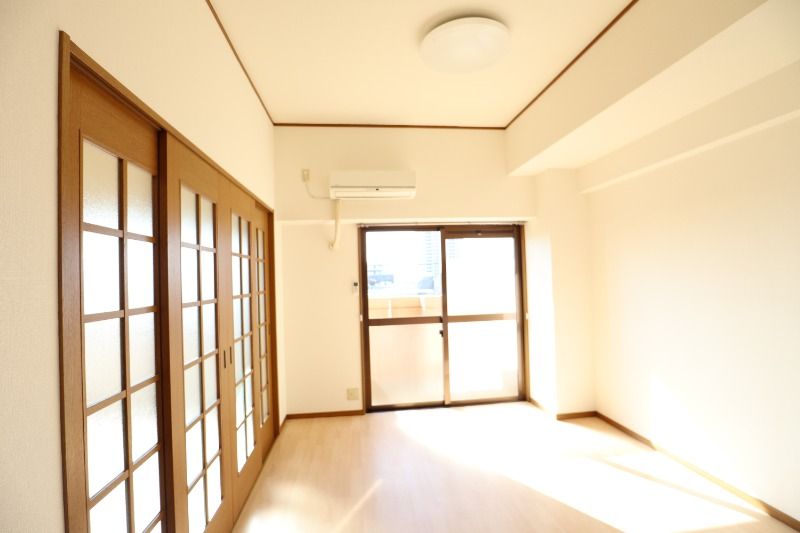 �y���ԁE���r���O�z�@���^�C�v