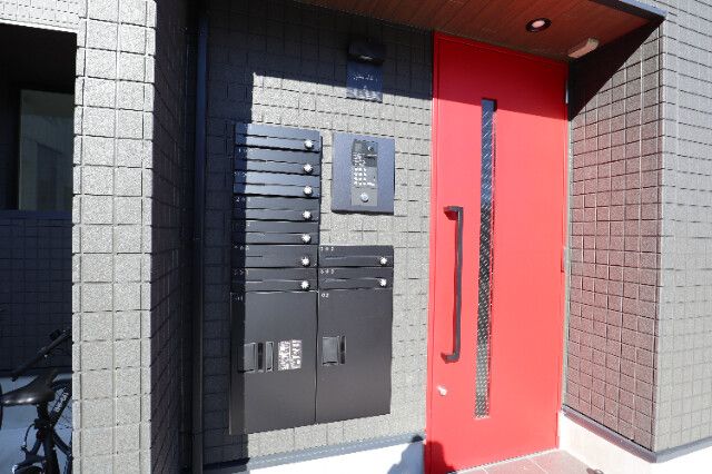 �y�G���g�����X�z�@