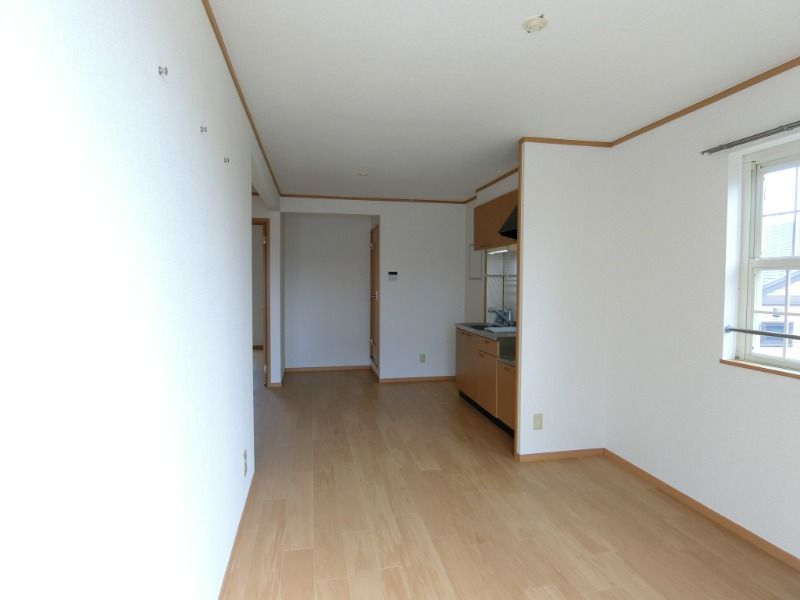 �y�����E���r���O�z�@