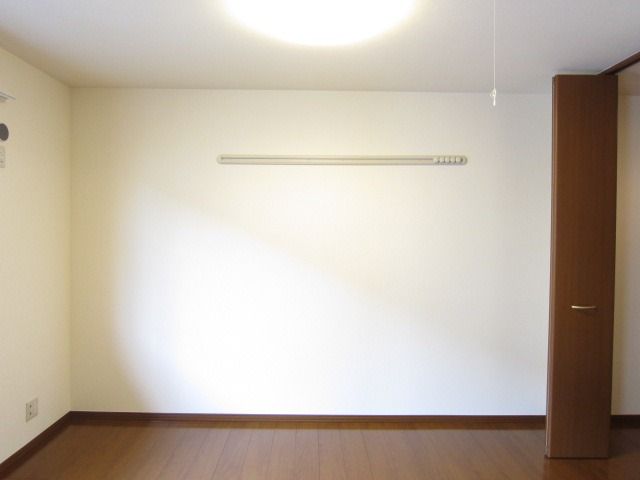 y̑EXy[Xz@