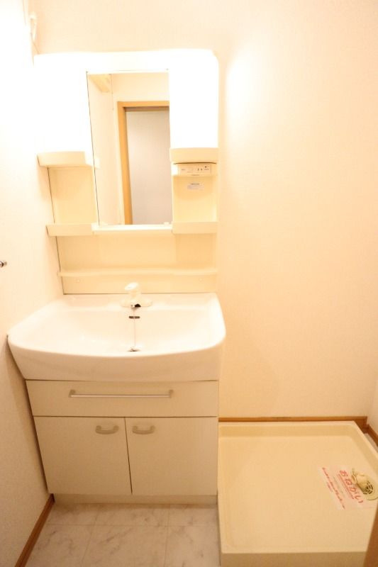 �y���ʏ��z�@���^�C�v