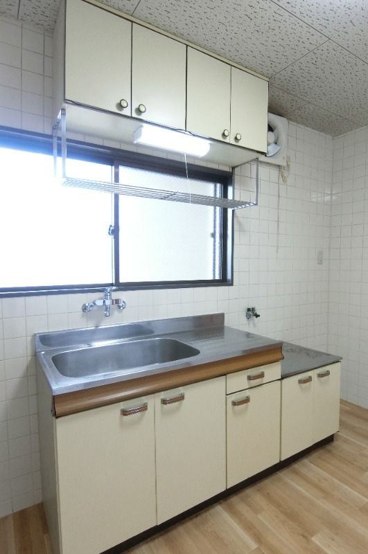 �y�L�b�`���z�@