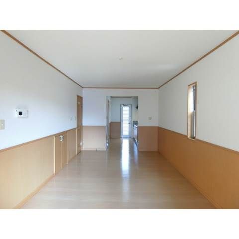 �y���ԁE���r���O�z�@