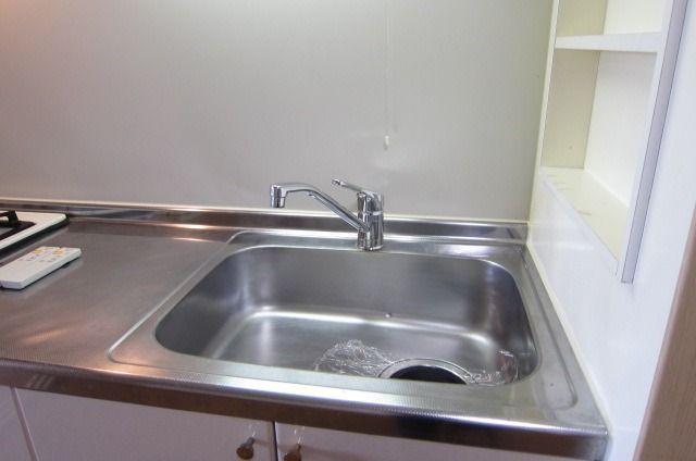 �y�L�b�`���z�@