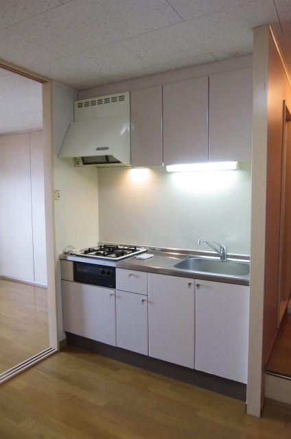 �y�L�b�`���z�@