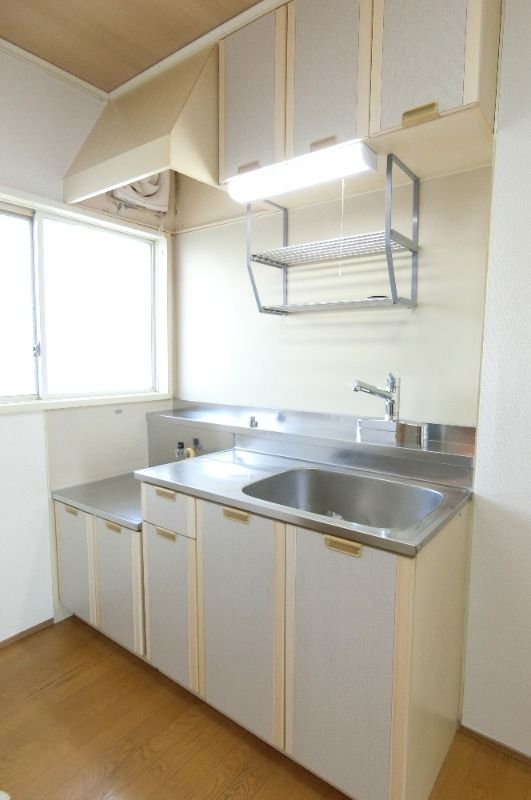 �y�L�b�`���z�@