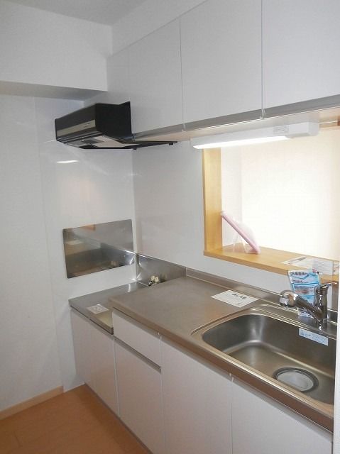 �y�L�b�`���z�@