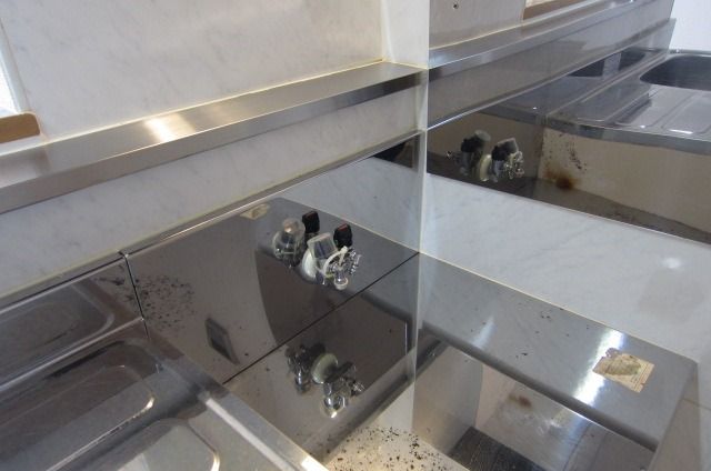 �y�L�b�`���z�@