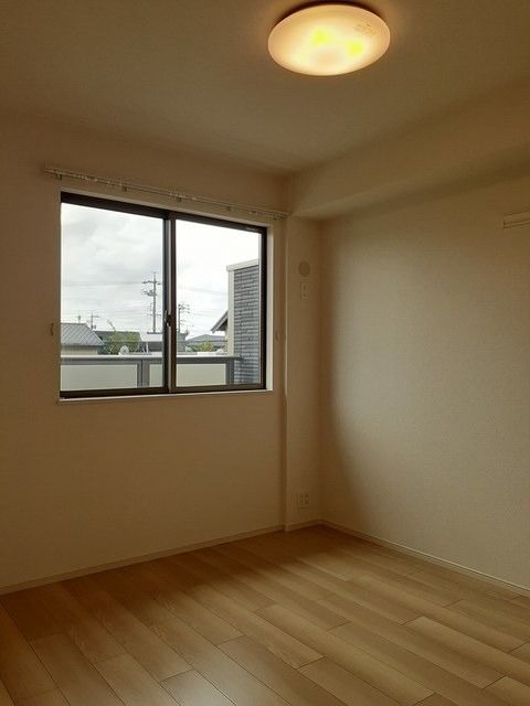 �y���̑������E�X�y�[�X�z�@