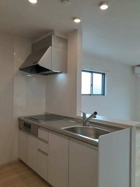 �y�L�b�`���z�@