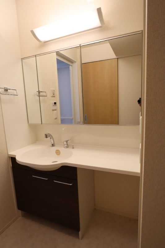 �y���ʏ��z�@