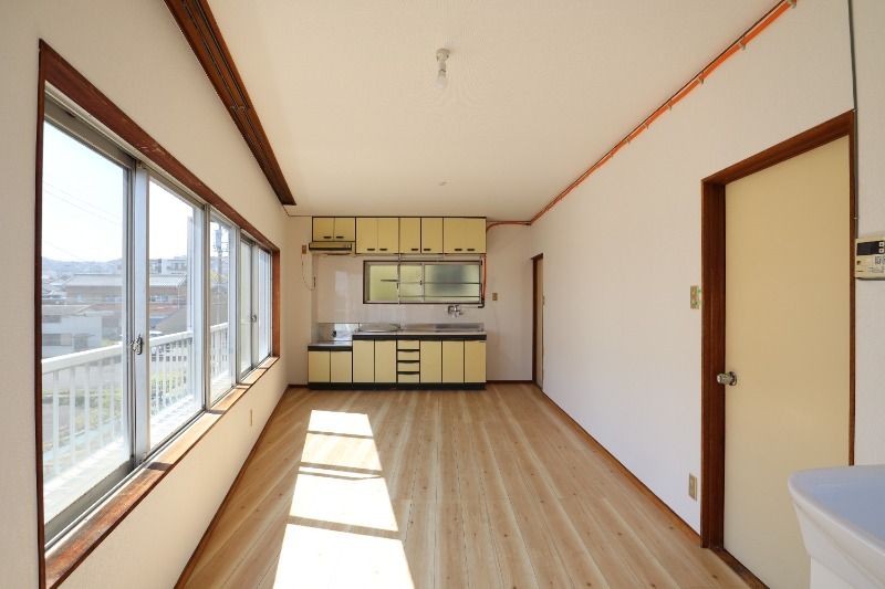 �y�����E���r���O�z�@3FLDK