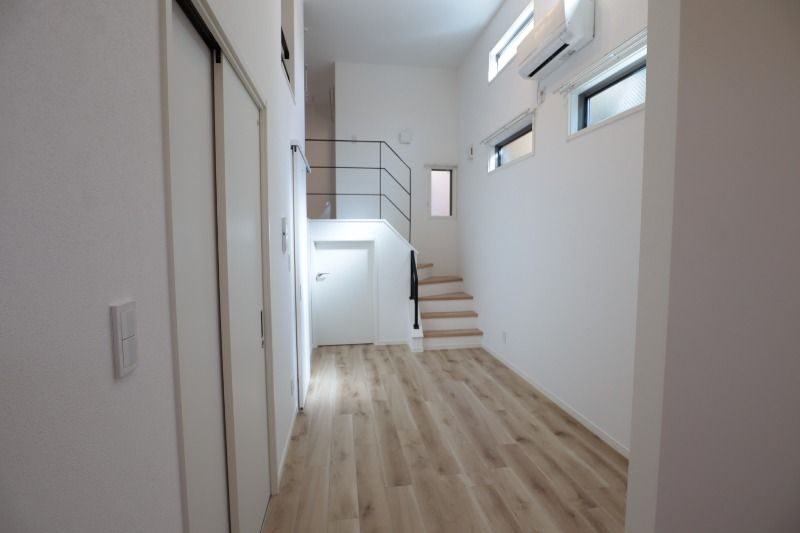 �y���ԁE���r���O�z�@