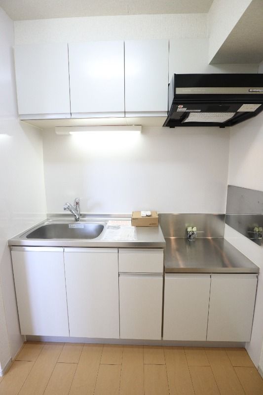 �y�L�b�`���z�@