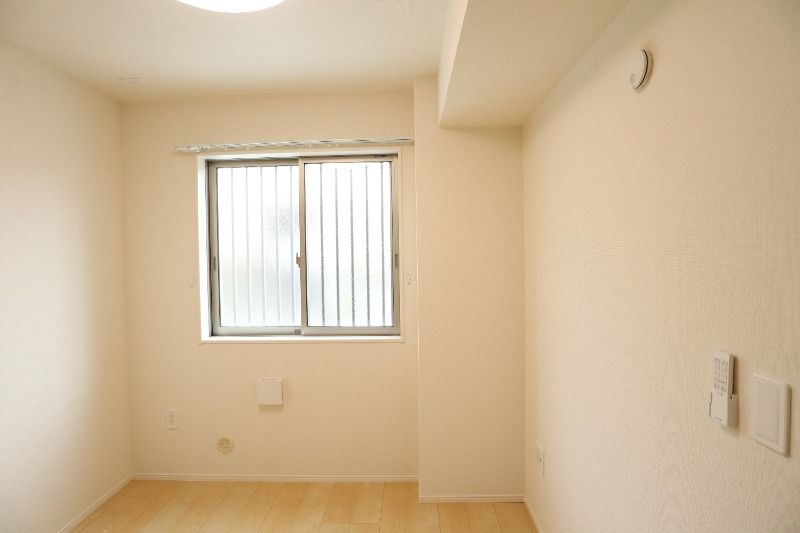 �y���̑������E�X�y�[�X�z�@