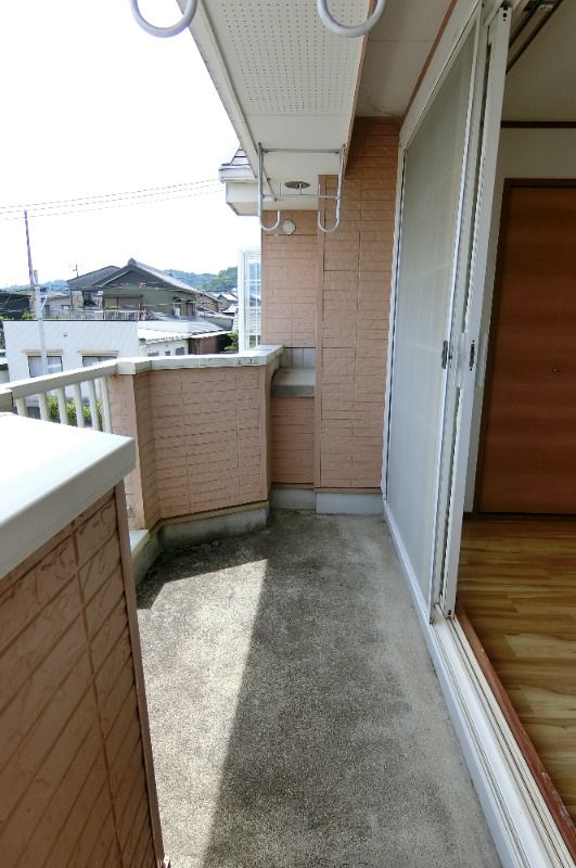 【バルコニー】　