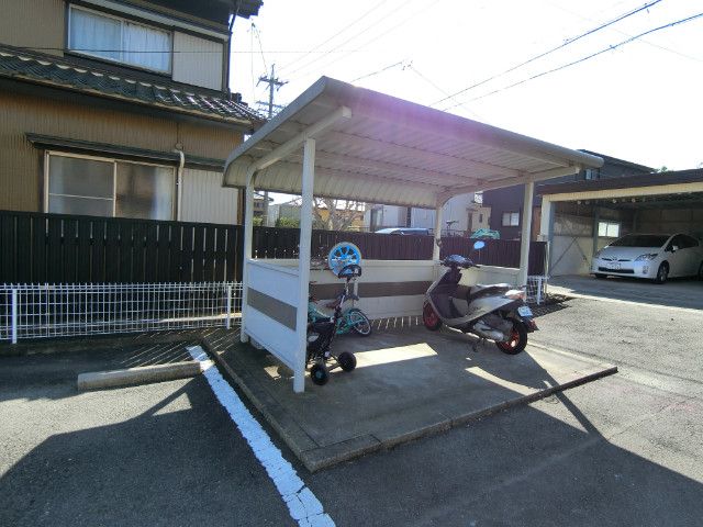 y̑z@