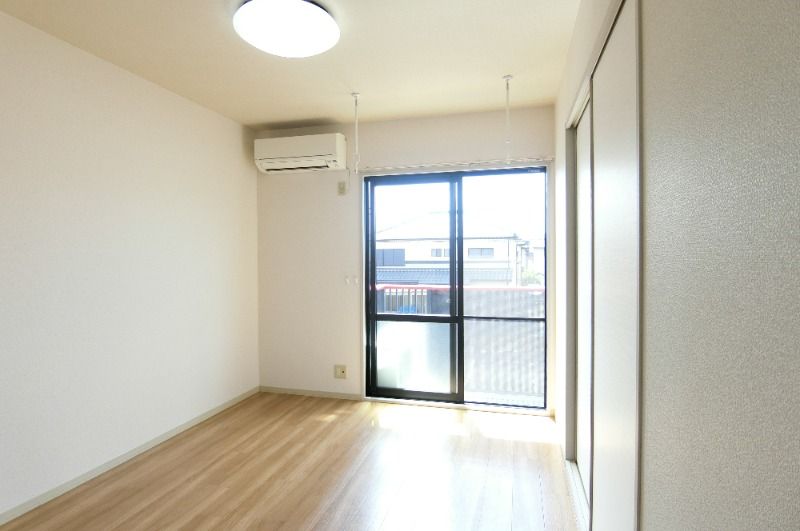 �y���̑������E�X�y�[�X�z�@