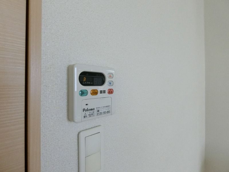 y̑ݔz@