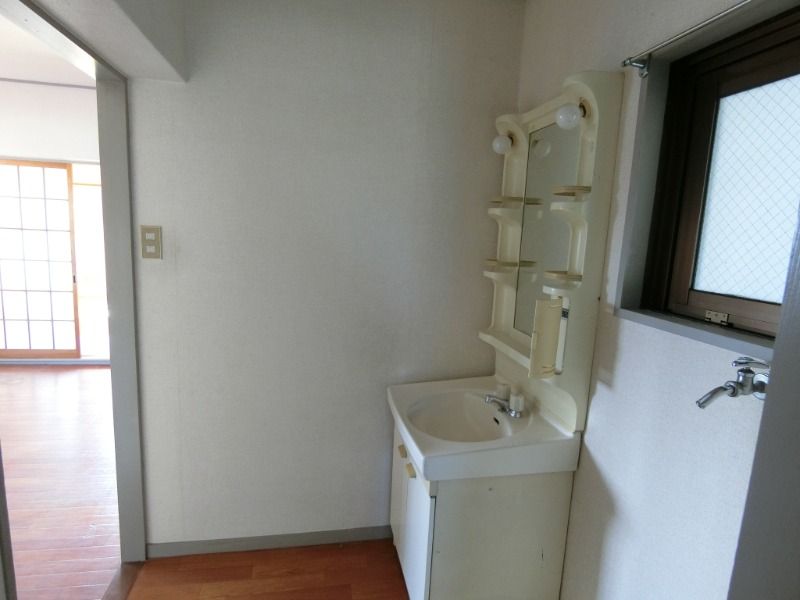 �y���ʏ��z�@