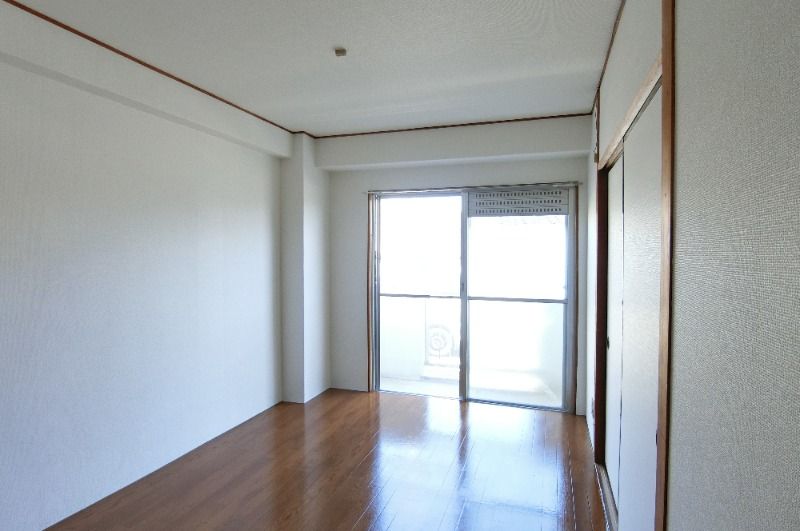 �y���̑������E�X�y�[�X�z�@6���m��