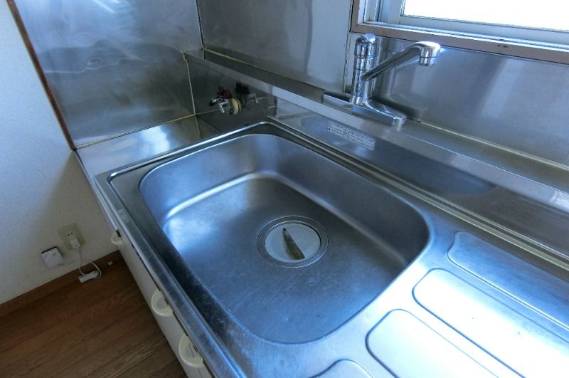 �y�L�b�`���z�@