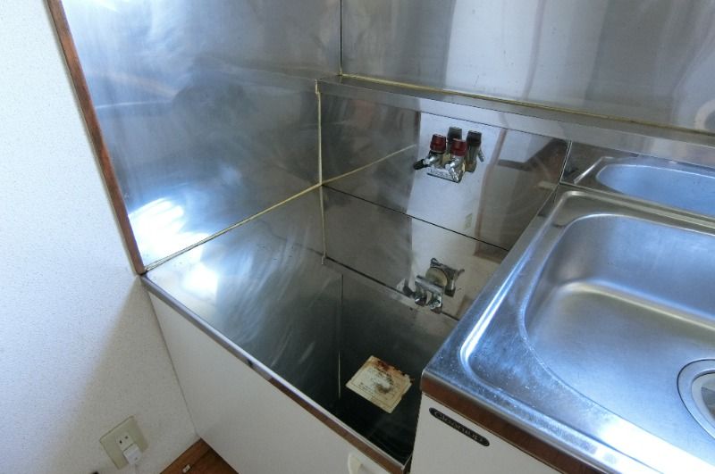 �y�L�b�`���z�@