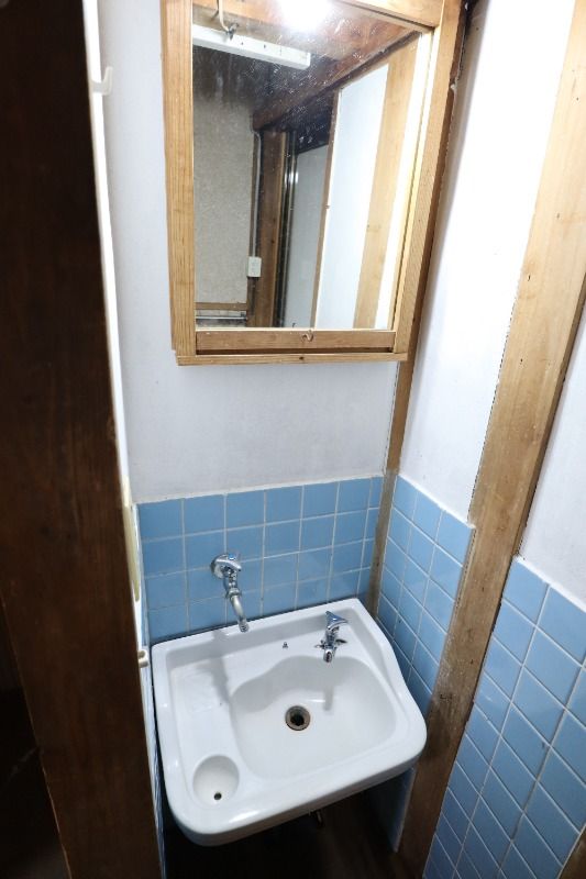 �y���ʏ��z�@